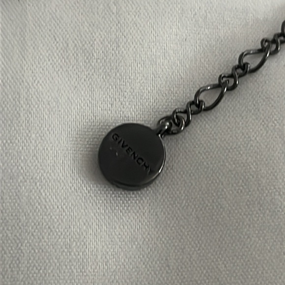 GIVENCHY CRYSTAL LARIAT NECKLACE & EARRINGS - Picture 4 of 6